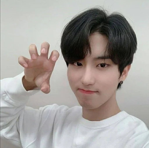 Sticker from the "jisung// stray kids" sticker pack