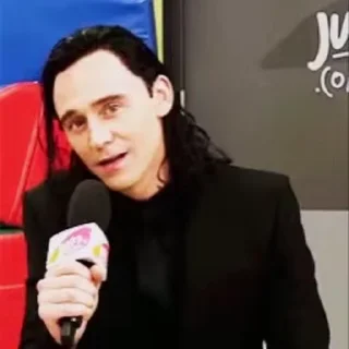 Sticker from the "Tom Hiddleston | Том Хиддлстон" sticker pack