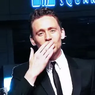 Sticker from the "Tom Hiddleston | Том Хиддлстон" sticker pack