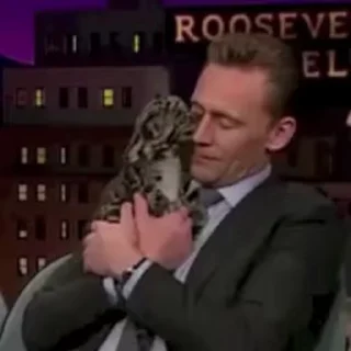 Стикер из набора "Tom Hiddleston | Том Хиддлстон"