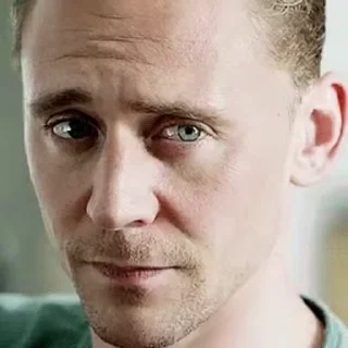 Sticker from the "Tom Hiddleston | Том Хиддлстон" sticker pack