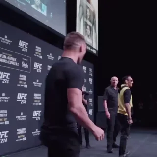 Стикер из набора "UFC"