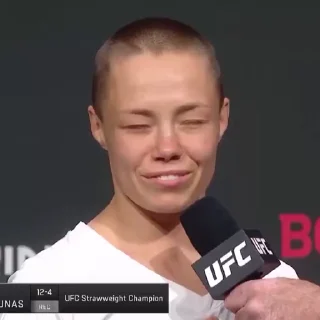 Стикер из набора "UFC"