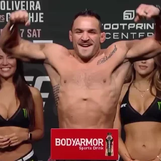 Стикер из набора "UFC"