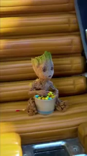 Стикер из набора "I am groot"