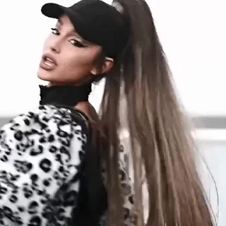 Sticker from the "Ariana Grande Videopack" sticker pack